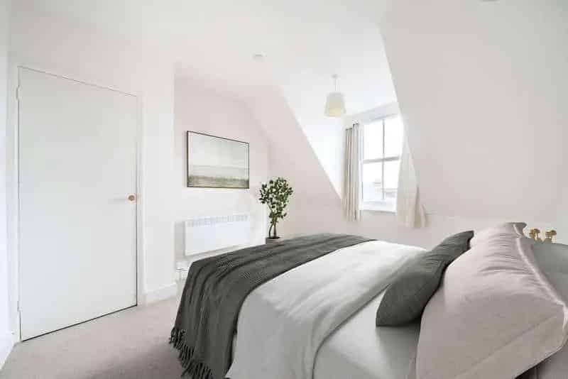 1 Bed Flat for Sale in Guildford Town Centre
