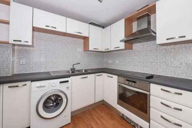 2 Bed Flat to Rent Beckenham BR3