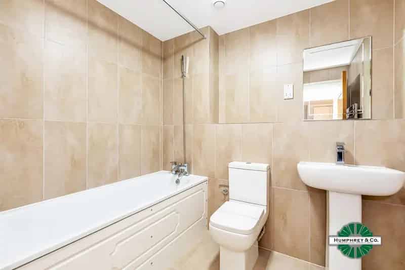 1 Bedroom Flat House to Rent