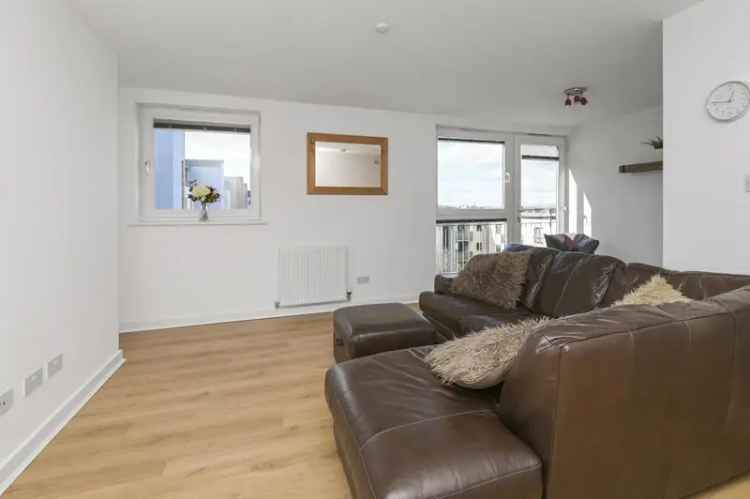 1 Bedroom Flat for Sale in Edinburgh