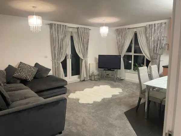 Flat For Rent in Borough of Spelthorne, England