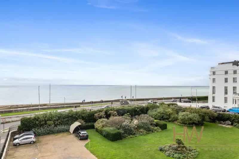 3 Bedroom Maisonette for Sale in Kemptown Brighton
