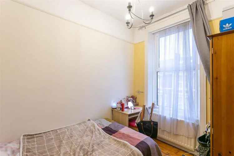 3 bedroom flat to rent