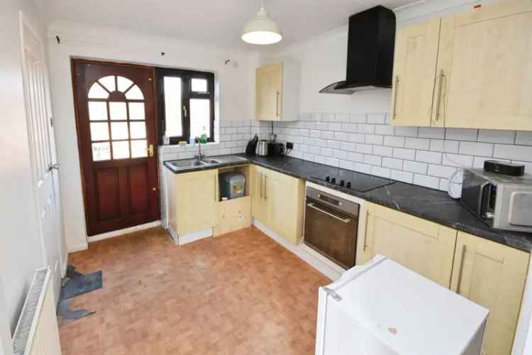 2 Bed House Gas CH Driveway Rear Garden
