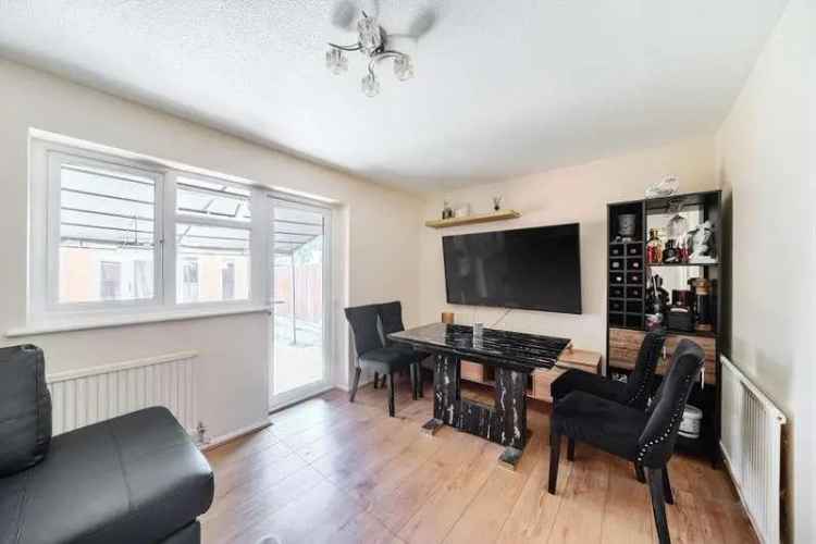 3 Bed House for Sale Near Shops and Schools