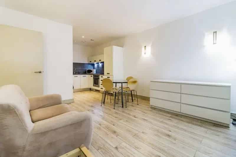 1 Bedroom Flat to Rent Manchester City Centre Great Northern Tower