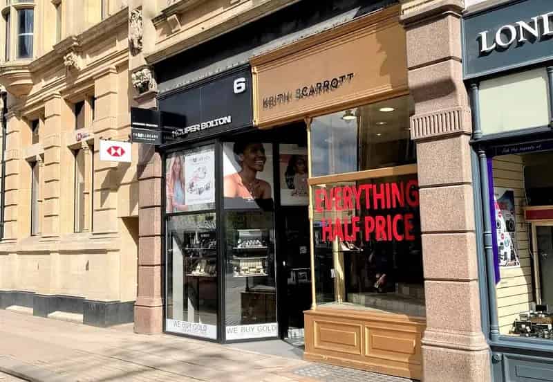 Cheltenham Promenade Retail Property 1314 sq ft