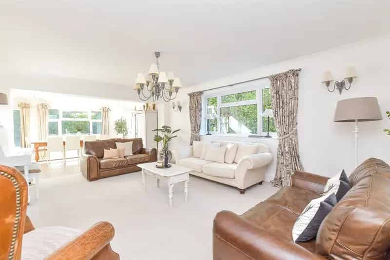 3 Bedroom Detached House for Sale - West Bognor Regis
