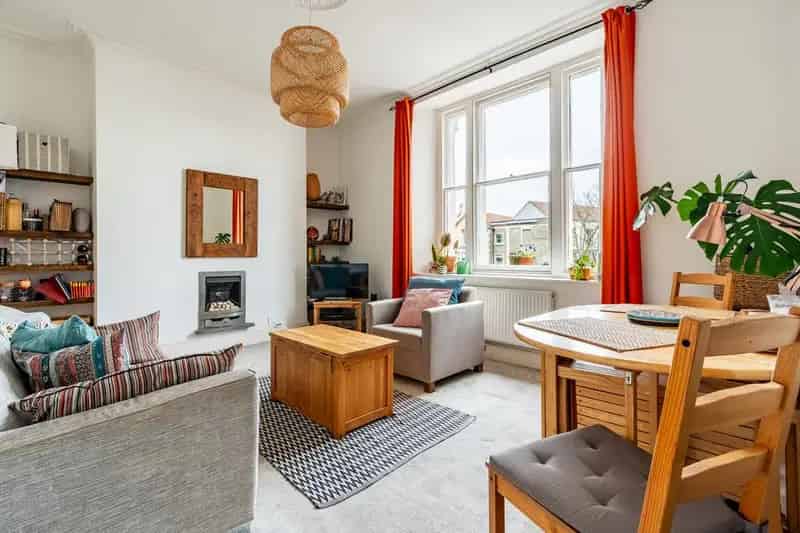 2 Bedroom Flat for Sale