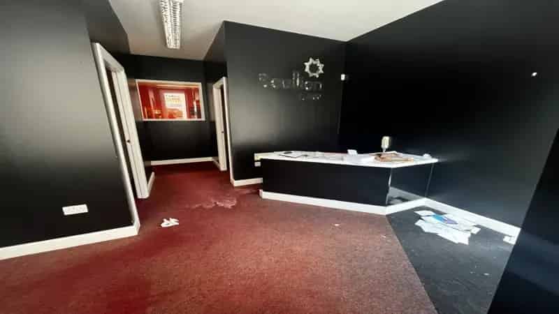 Ground Floor Retail Office Unit with Storage