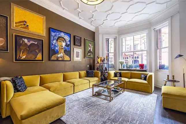 Chelsea Draycott Place 3-Bedroom Duplex Maisonette for Sale