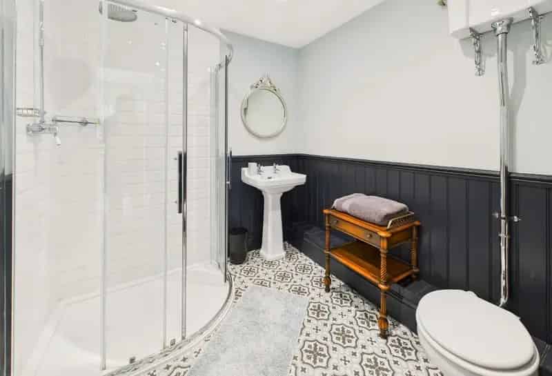 3 Bed Art and Crafts House for Sale
