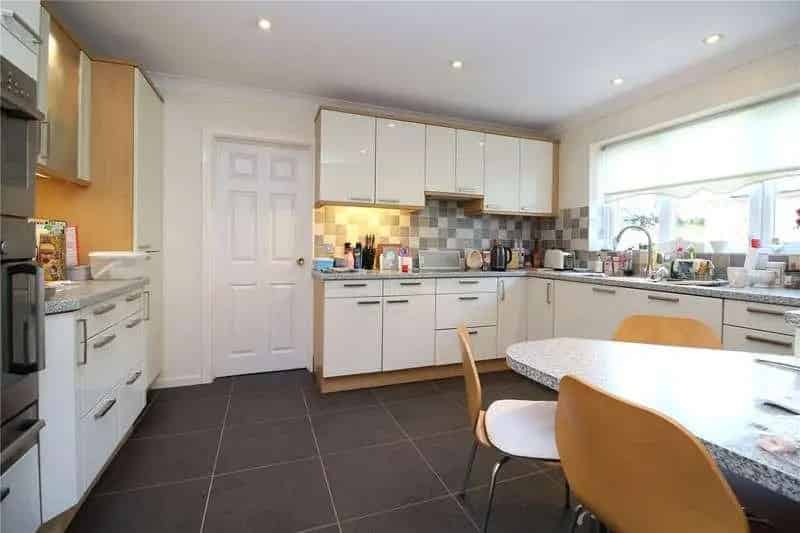 4 Bed House for Sale Near Seafront