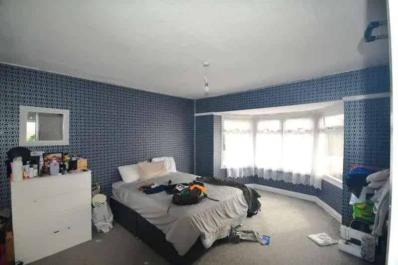 Halesowen Fish & Chip Takeaway Business For Sale 3 Bed Accommodation