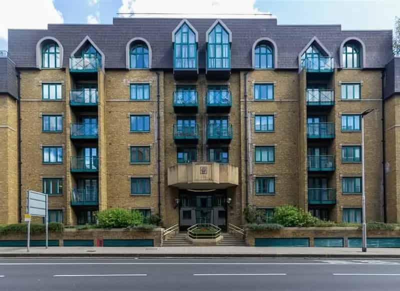 One Bedroom Apartment Near The Cut London