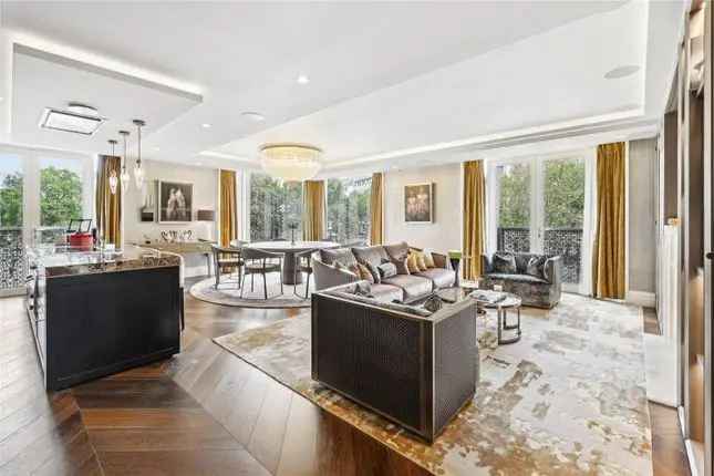 Luxury 3-Bed Apartment for Rent in Strand London WC2R