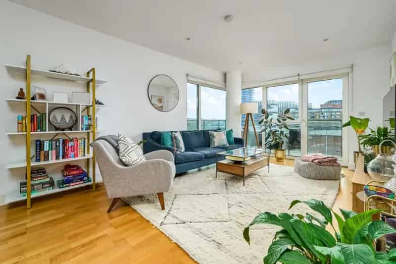2 Bedroom Flat To Rent