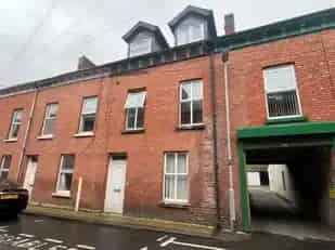 Three Self Contained Apartments City Center Investment Opportunity