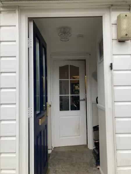 2 Bed House Private Parking Own Outdoor Space All Electric Close to Amenities