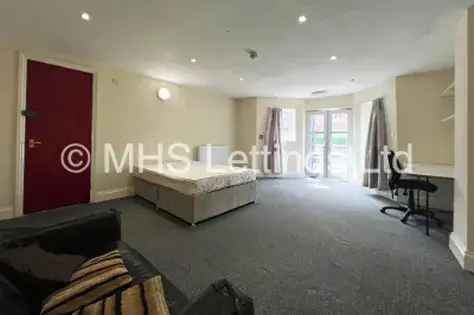 4 Bed Flat Leeds LS6 All Bills Included Student Property