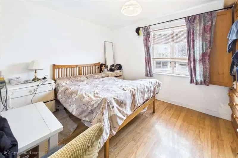 2 Bed Flat for Sale Near Thatcham Town Centre