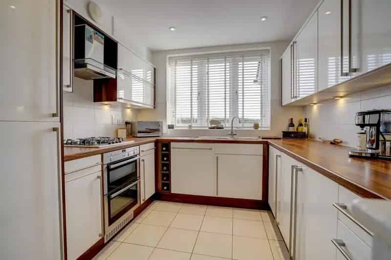 3 Bedroom Semi-Detached House for Sale Ditchingham