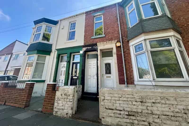 3 Bed Flat South Shields - Modern, Refurbished, Private Yard