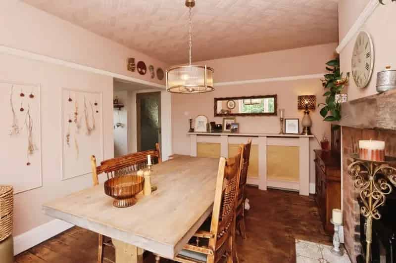 3 Bedroom Semi Detached House Chesterfield Derbyshire