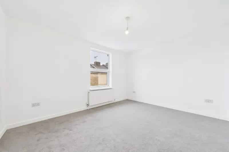 2 Bedroom House For Sale Near Dover Priory Station
