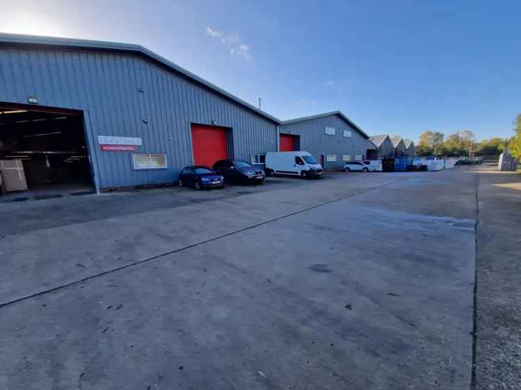 Warehouse Industrial Facility 68570 sq ft
