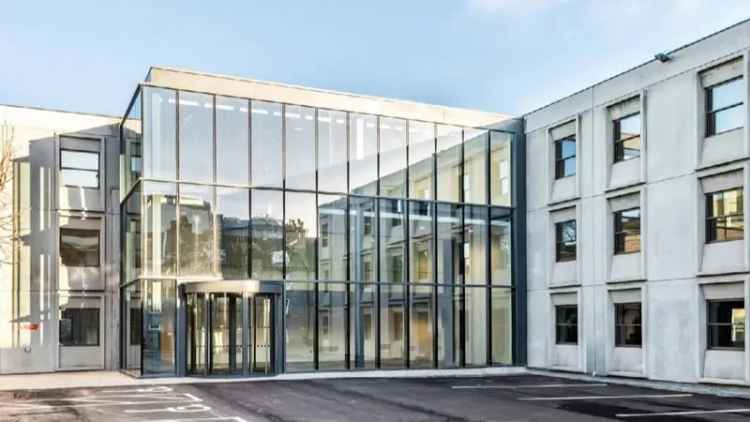 Aberdeen City Center Office Suite with Meeting Room