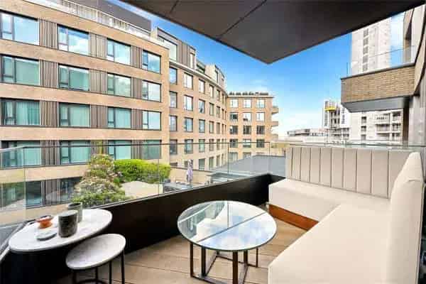 Wood Crescent Apartment for Sale