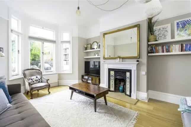 5 Bedroom Victorian Terrace House Highbury Fields London