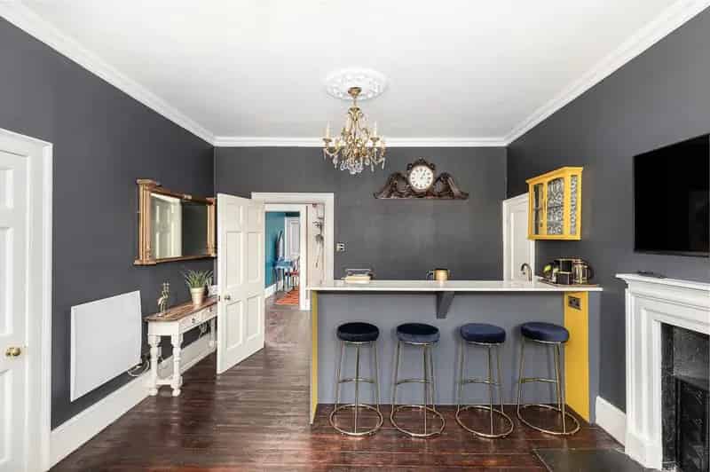 2 Bedroom Flat for Sale in Bath