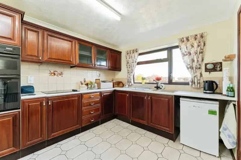 3 Bed Detached Bungalow March - Gas CH, Double Glazing, Enclosed Garden