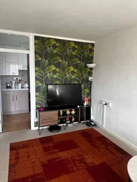1 or 2 Bedroom Flat Bristol City Centre - Balcony Views
