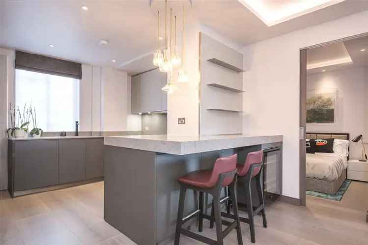 3 Bedroom Flat for Sale near Hyde Park