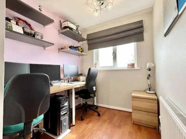 3 Bed House for Sale in Thorpe Hesley