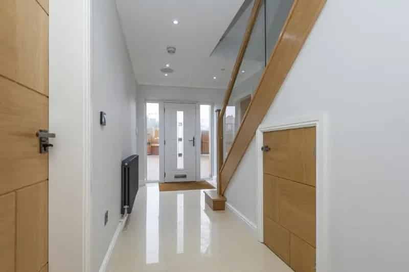 6 Bedroom Detached House for Sale in Heaton Bolton
