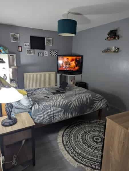 Spacious 2 Bedroom Ground Floor Flat Lovely Area