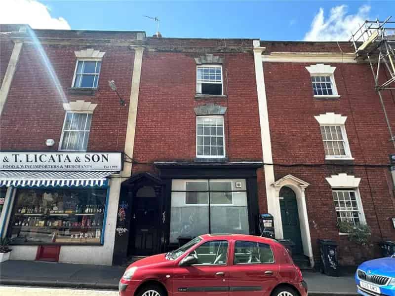 1 Bedroom Apartment Near Cabot Circus City Centre