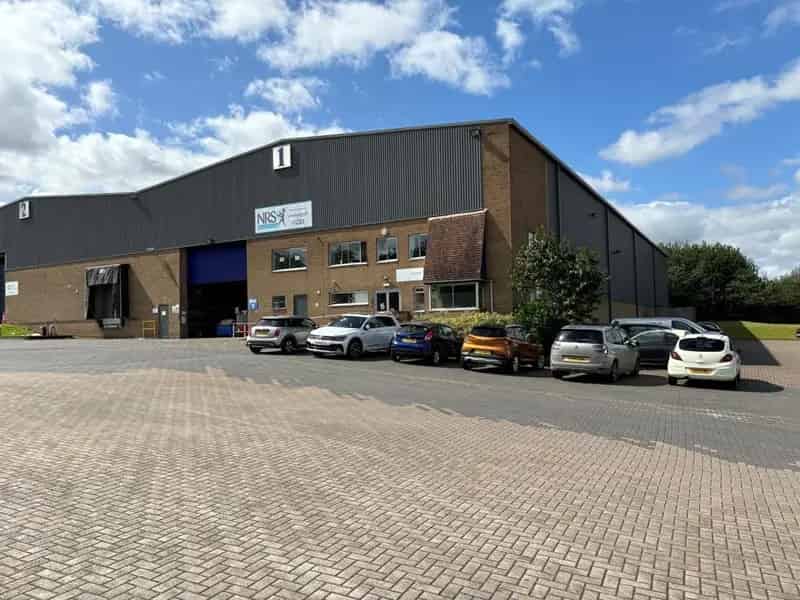 High Bay Warehouse Offices Grantham 16492 sq ft