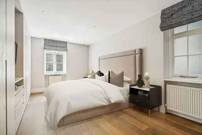 Flat for sale in Kensington Church Street, London W8