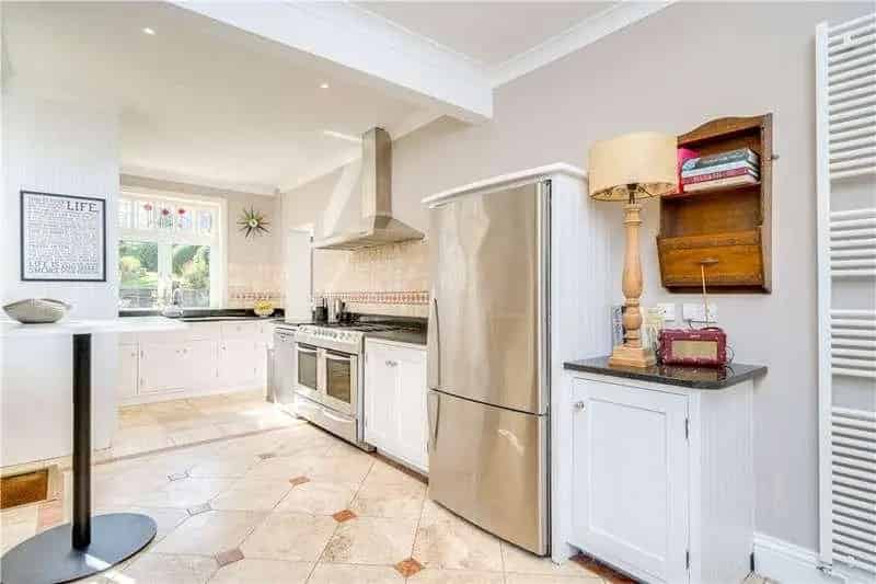 4 Bed Semi-Detached House For Sale