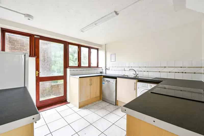 1 Bedroom House of Multiple Occupation To Rent