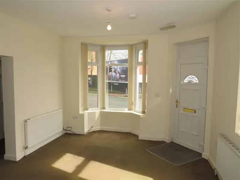Smart One Bedroom Flat Stafford Town Centre Zero Deposit Available