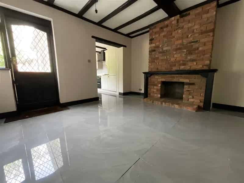 4 Bedroom Chalet Bungalow For Sale