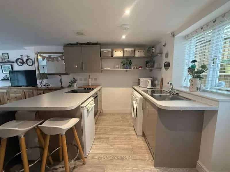 1 Bed Flat for Sale in Langham