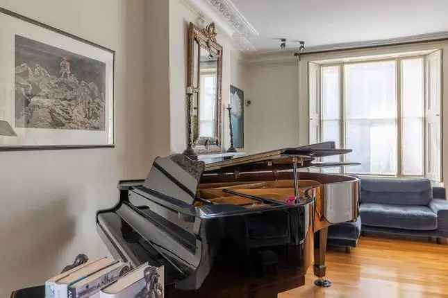 Property to Rent Oakley Street Chelsea SW3