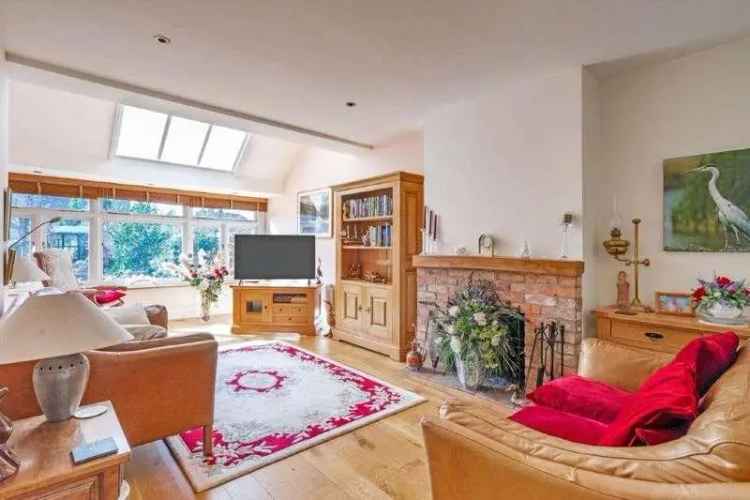 3 Bed House for Sale in Wadhurst East Sussex